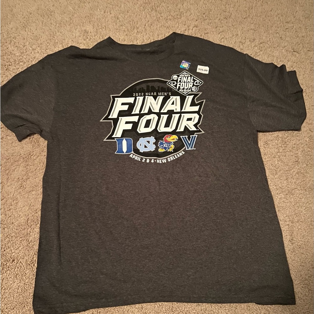 Men’s Size XL Final Four T shirt